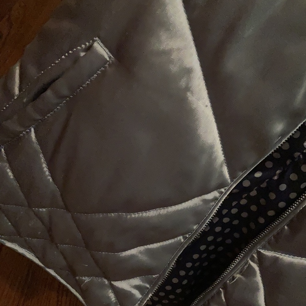 Reversible vest - Picture 6 of 9